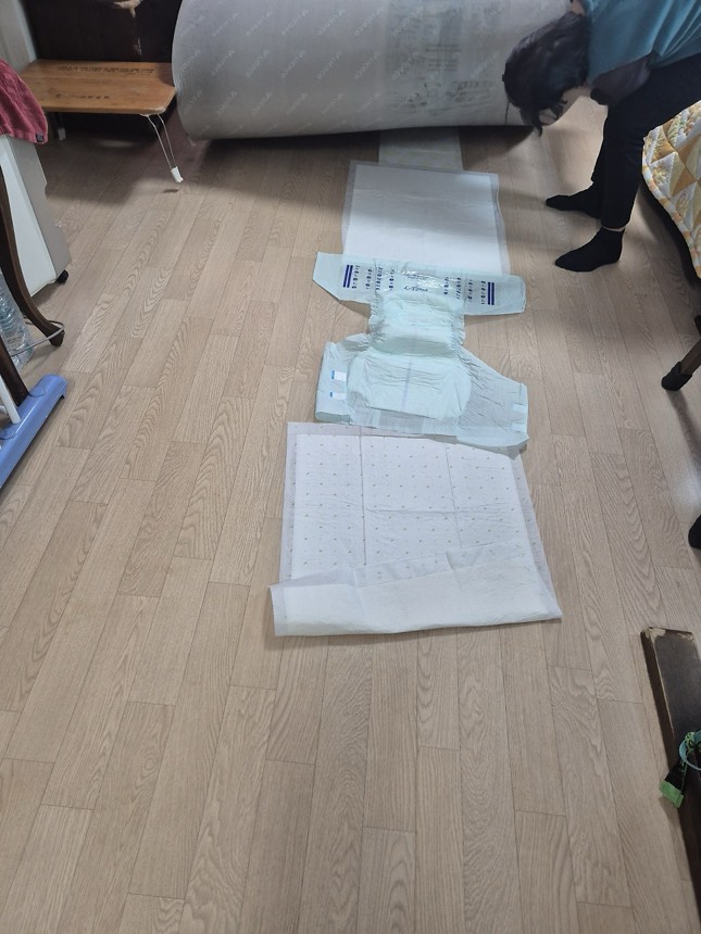 배관누수 시공사례 - 일산 마두동 누수탐지, 난방 온수배관 압력검사 및 싱크대 밑 가스탐지 굴착 수리